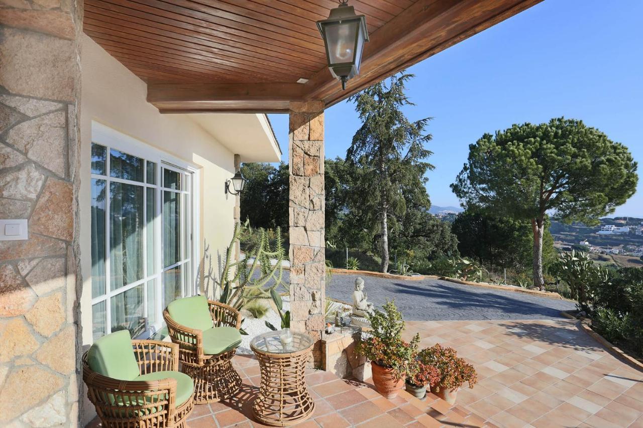 Homestay Villa Estrella - Costa Brava Calella Exterior photo